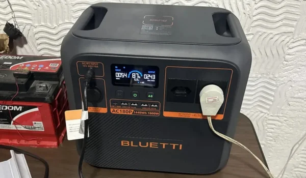 Bluetti AC180P